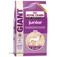 Royal Canin Giant Junior