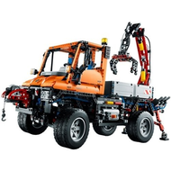 LEGO Technic 8110 Mercedes-Benz Unimog U 400