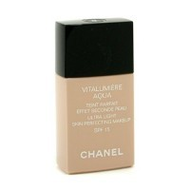 Chanel Vitalumière Aqua