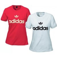 adidas T-Shirt mit geflocktem Logo-Print