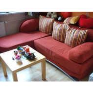 Unsere-rote-couch