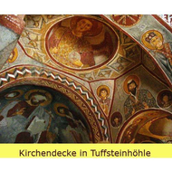 Kirchendecke-in-tuffsteinhoehle