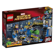 Lego-super-heroes-76018-hulk-lab-smash