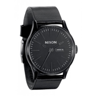 Nixon-the-sentry-leather-all-black