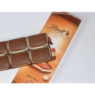 Lindt-schichtnougat-hell