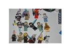 Einige-der-minifiguren-zum-star-wars-thema