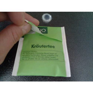 Oeffnen-der-papierfolie