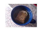 Der-teebeutel-zieht-in-der-tasse