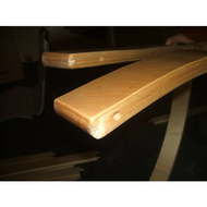 Fehler-am-holz-an-der-lehne