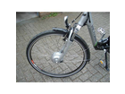 In-der-fahrradnarbe-der-elektromotor-fuer-die-tretunterstuetzung