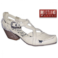 Mustang-pumps-beige