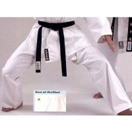 Kwon-karate-hose-traditional