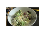 Greenland-salatschale-mit-schinken-kaese-ei-und-joghurt-dressing-fertig-ist-der-salat-guten-appetit