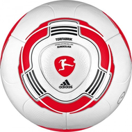 Adidas-fussball-torfabrik-omb