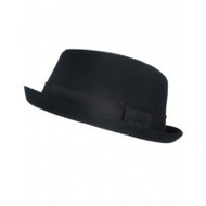 Hut-black
