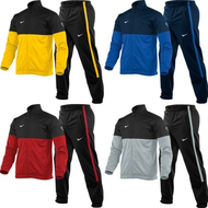 Nike-club-polyesteranzug