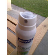 Nivea-deo-pure-natural-jasmin-spruehknopf