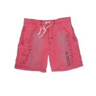 Maenner-badeshorts-rot