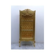 Vitrine-gold
