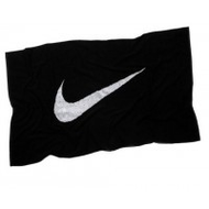Nike-medium-swoosh-sport-handtuch-120x40