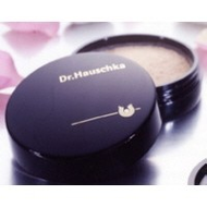 Dr-hauschka-translucent-face-powder