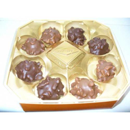 Da-liegen-sie-die-8-leckeren-pralinen