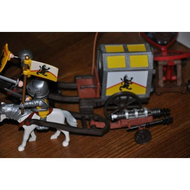 Playmobil-4874-goldtransport-der-loewenritter