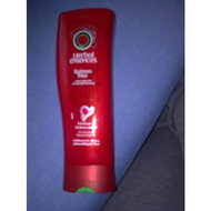 Herbal-essences-spitzen-star-shampoo