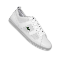 Lacoste-observe