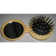 Essence-pocket-beauty-brush