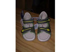 Kinder-sandalen