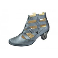 Lisa-tucci-lederstiefelette