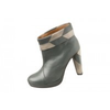 Harlot-stiefelette