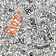 Paramore-riot-cd