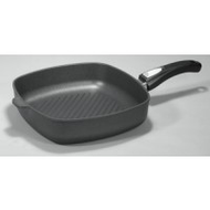 Woll-guss-steakpfanne-28x28-cm-titanium-nowo