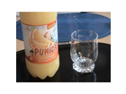 Punica-cool-orange-die-flasche-und-das-noch-leere-glas