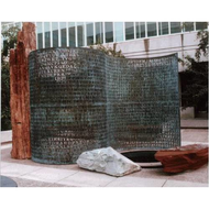 Kunstwerk-kryptos-vor-dem-cia-hauptquartier
