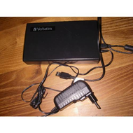Hier-liegt-sie-mit-usb-und-netzteil