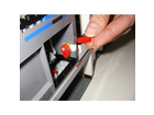 Der-rote-hebel-oefffnet-die-rueckwand