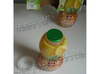 Die-geoeffnete-plastikflasche