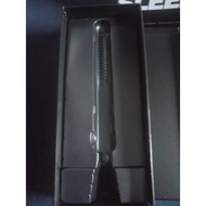 Ein-schelm-wer-bei-dieser-verpackung-etwas-anderes-als-einen-haarglaetter-vermutet-p