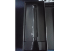 Ein-schelm-wer-bei-dieser-verpackung-etwas-anderes-als-einen-haarglaetter-vermutet-p