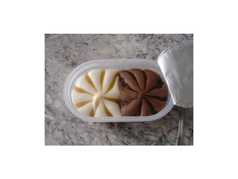 Campina Puddis in Love weißes &amp; dunkles Schokoladen-Mousse Testberichte ...