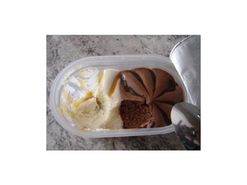 Campina Puddis in Love weißes &amp; dunkles Schokoladen-Mousse Testberichte ...
