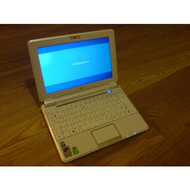 Das-asus-eeepc-1000-von-schraeg-oben