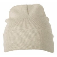 Strickmuetze-sand