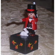 Eine-wirklich-suesse-figur-die-zum-spielen-anregt