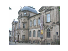 Vorderansicht-des-museums