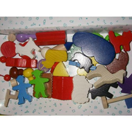 Die-figuren-in-der-schachtel