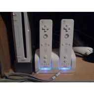 Artwizz-charging-stand-fuer-wii-nintendo-wii-zubehoer